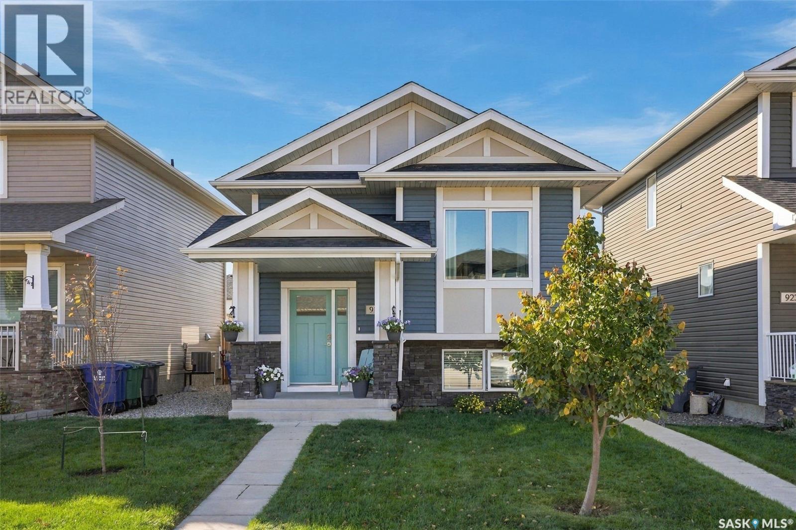 919 Kolynchuk BEND, Saskatoon, Saskatchewan