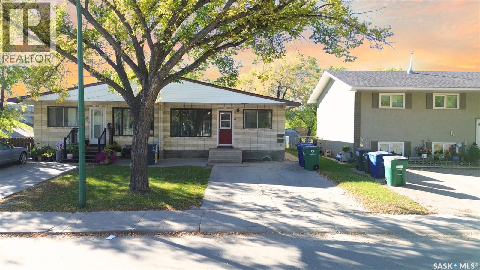 4 Carleton DRIVE, Saskatoon, Saskatchewan