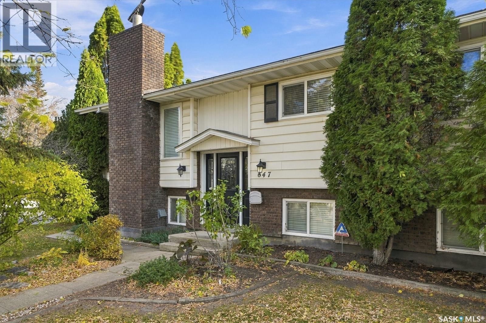647 Redberry ROAD, Saskatoon, Saskatchewan