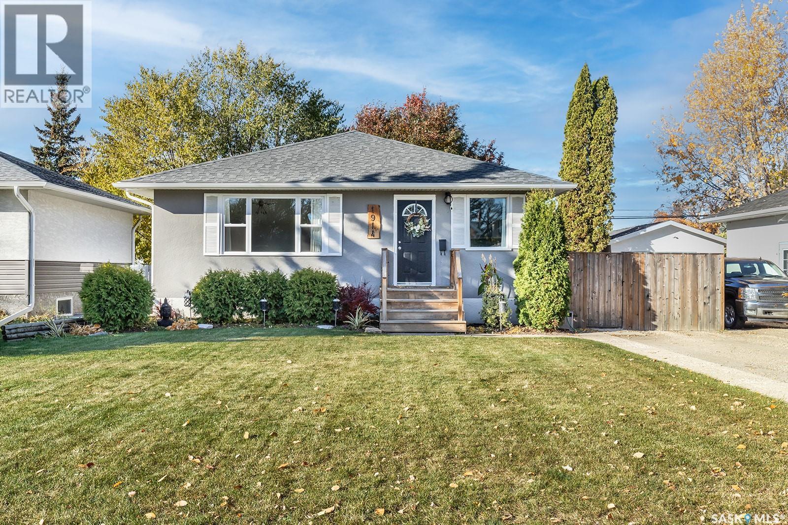 1914 Lansdowne AVENUE, Saskatoon, Saskatchewan