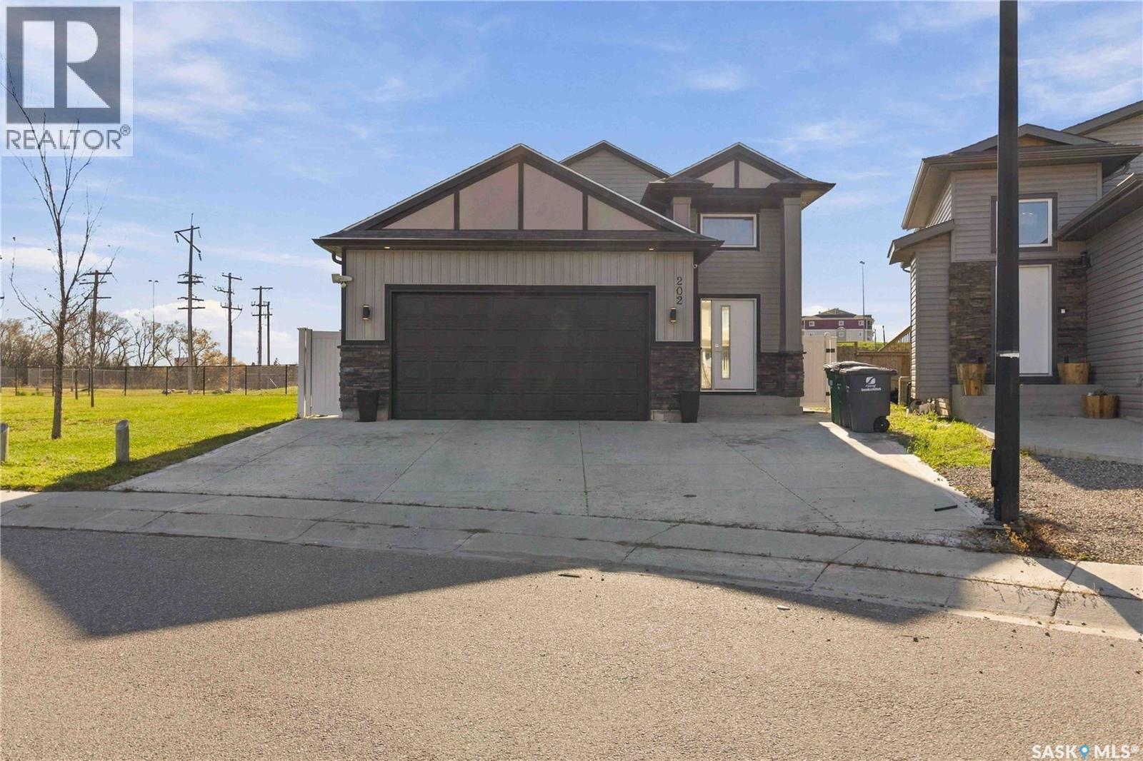 202 Palliser COURT, Saskatoon, Saskatchewan